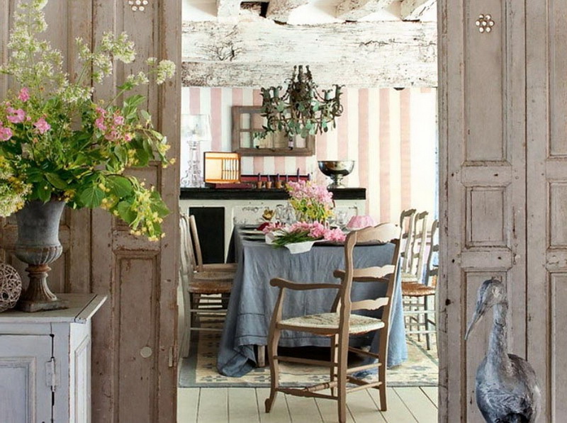 rustic-decor-ideas-for-the-home-with-chandelier-ideas-rustic-modern-house-design-and-exposed-timbers-decorating-ideas-for-a-rustic-home-rustic-design-for-home-images-with-wooden-rustic-table-and-chair.jpg