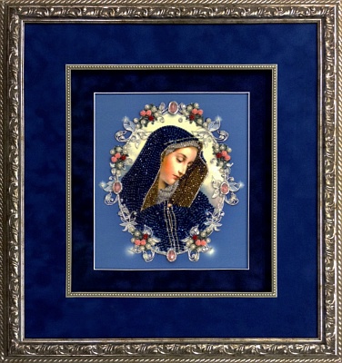 Теневое оформление вышивки "Мадонна" с использованием двух оттенков бархатного паспарту, канта, музейного стекла и деревянного багета